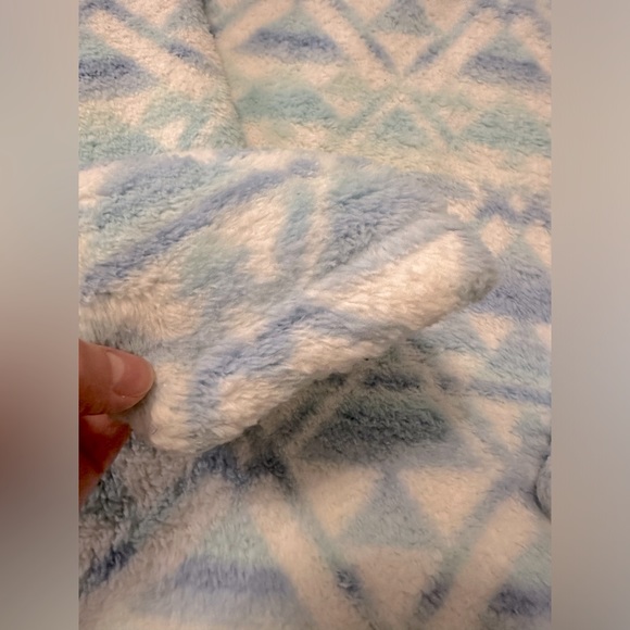 Eddie Bauer Women’s Fireside Plush 1/4 Zip Fleece - Picture 4 of 6